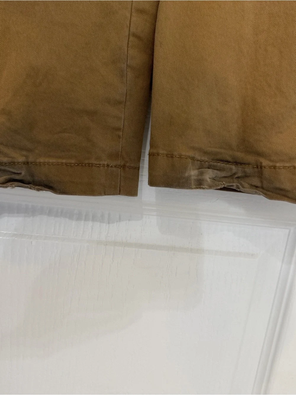 GAP Men's Cargo Pants in Tan